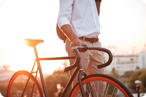 Fiets bij zonsondergang